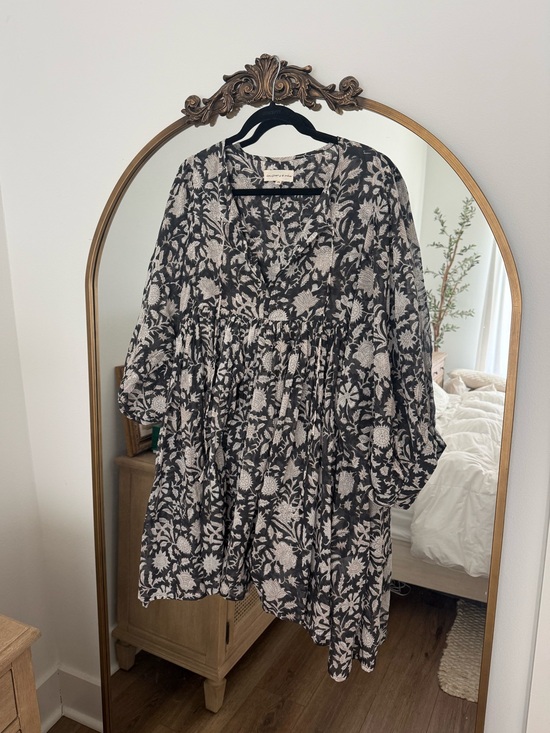 Daughters of India Dresses & Skirts - Daughters of India Kyra Mini Dress in Pepper (Black and White Floral)